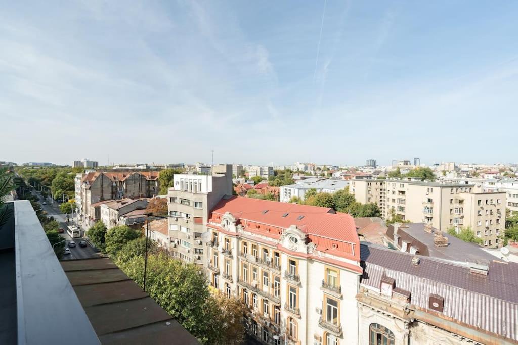 Stunning Views 3Br Sunny Flat - Amazing Terrace Apartment บูคาเรสต์ ภายนอก รูปภาพ